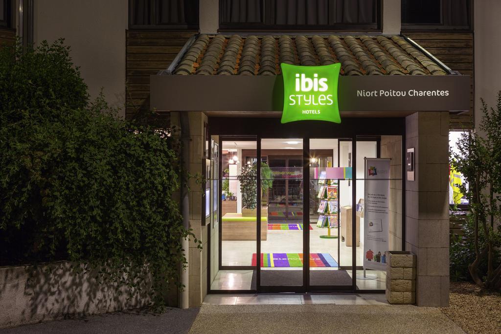 Hotel Ibis Styles Niort Poitou Charentes Vouille  Exterior foto