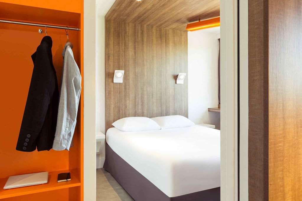 Hotel Ibis Styles Niort Poitou Charentes Vouille  Zimmer foto