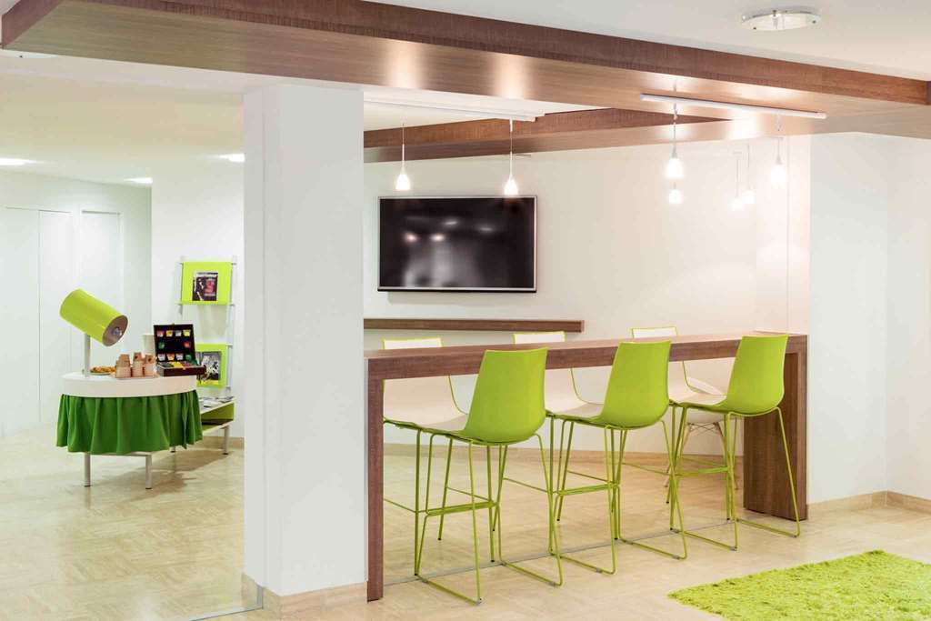 Hotel Ibis Styles Niort Poitou Charentes Vouille  Restaurant foto