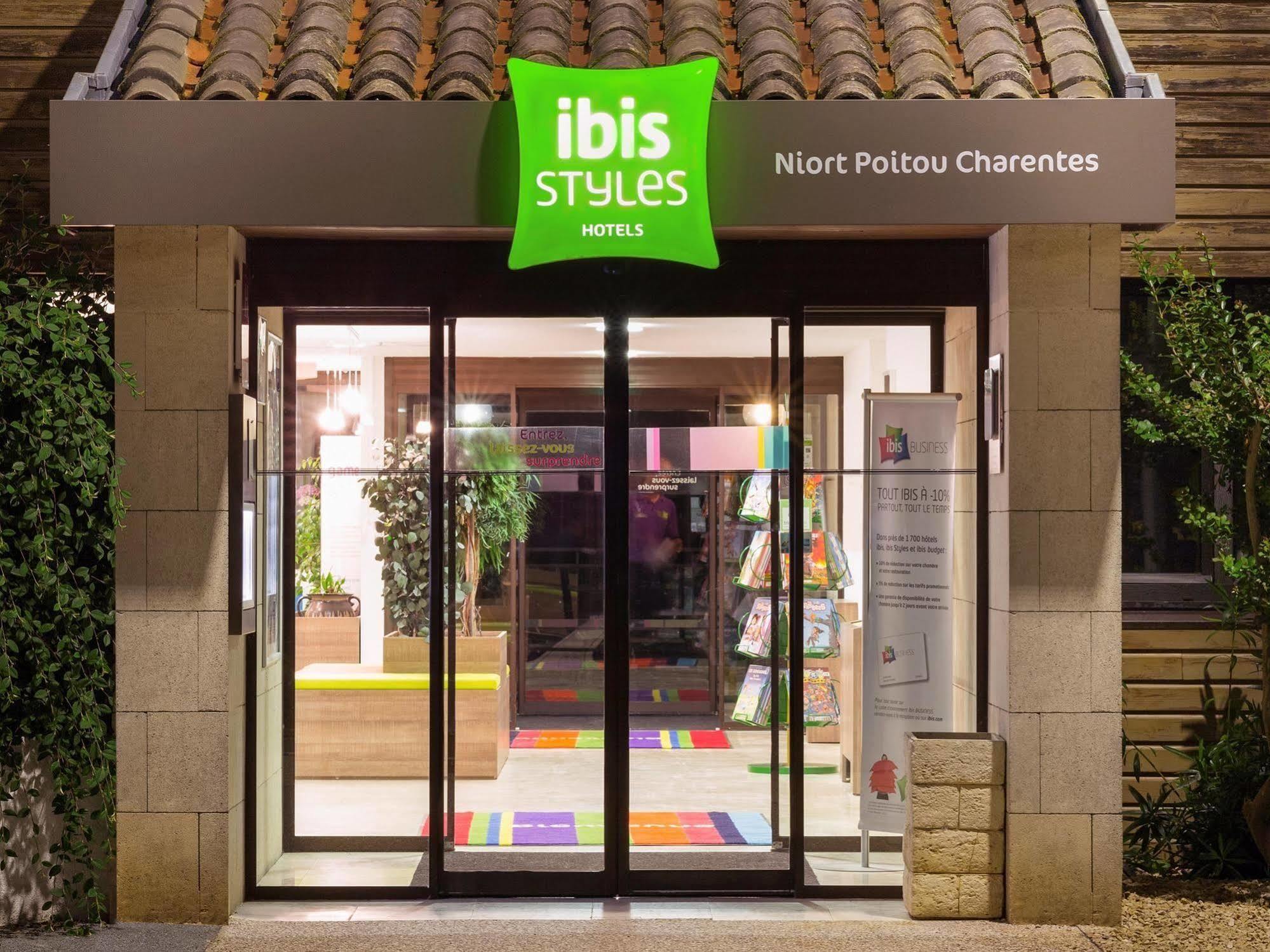 Hotel Ibis Styles Niort Poitou Charentes Vouille  Exterior foto